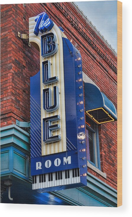 Steven Bateson Wood Print featuring the photograph The Blue Room Sign by Steven Bateson