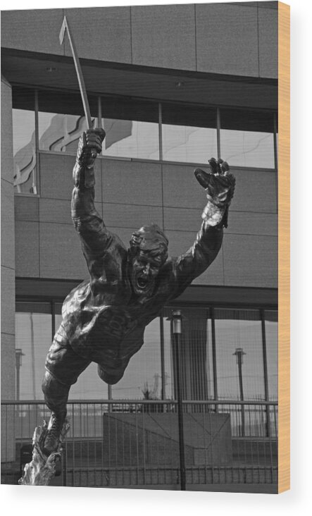 Statue Wood Print featuring the photograph The Goal by Mike Martin