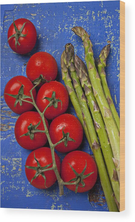 Asparagus Wood Print featuring the photograph Tomatoes and asparagus by Garry Gay