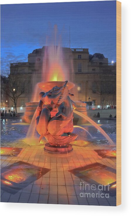 Trafalgar Square Wood Print featuring the photograph Trafalgar Square Fountain by Terri Waters