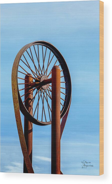 Wheel In The Sky Wood Print featuring the photograph Wheel in the Sky by David Millenheft