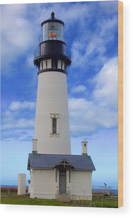Yaquina Wood Print featuring the photograph Yaquina Head Lighthouse by Todd Kreuter