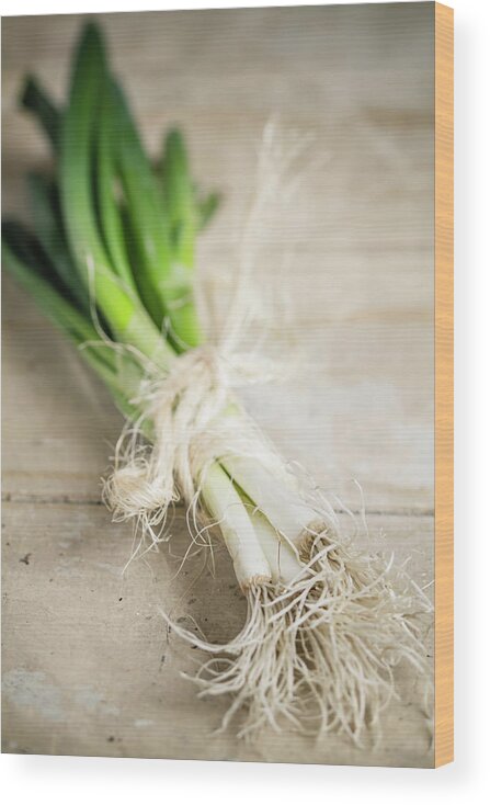 Bunch Wood Print featuring the photograph Bunch Of Spring Onions Tied With #1 by Westend61