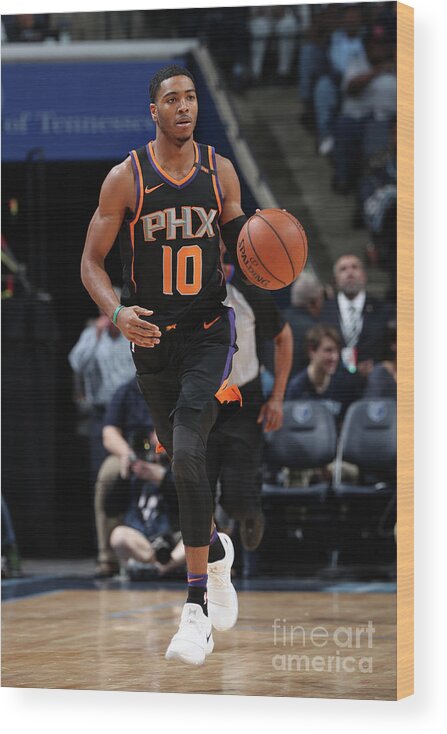 Nba Pro Basketball Wood Print featuring the photograph Phoenix Suns V Memphis Grizzlies by Joe Murphy
