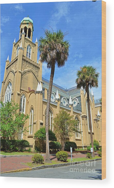 Top Artist Wood Print featuring the photograph Congregation Mickve Israel by Linda Covino
