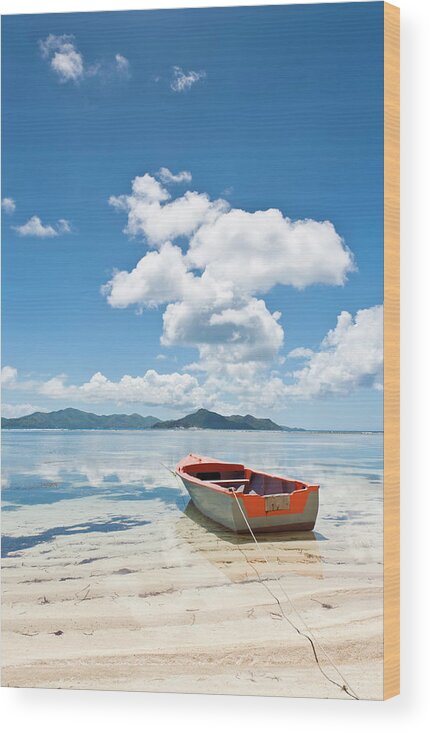 Water's Edge Wood Print featuring the photograph Island Beach Tropical Shore Colorful by Fotovoyager