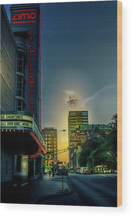 Landing Wood Print featuring the photograph Landing on the 3rd street by Micah Offman