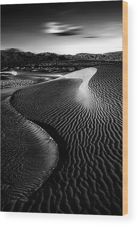 Death Wood Print featuring the photograph Quiet And Mysterious Death Valley by Lipinghu