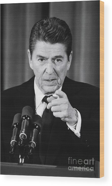 1980-1989 Wood Print featuring the photograph Ronald Reagan Pointing by Bettmann