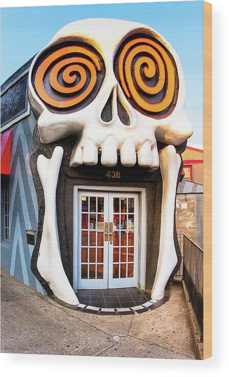 Atlanta Wood Print featuring the photograph The Vortex In Eclectic Little Five Points by Mark Tisdale