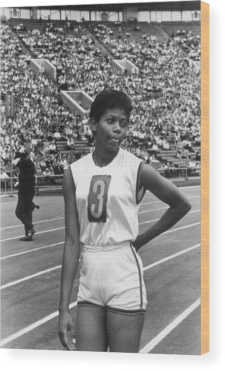 People Wood Print featuring the photograph Wilma Rudolph by Hulton Archive