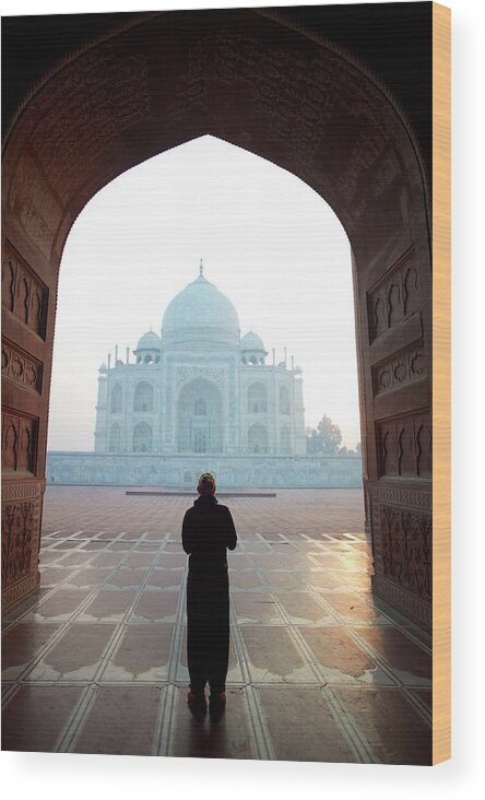 Arch Wood Print featuring the photograph Woman At The Taj Mahal by Dominik Eckelt