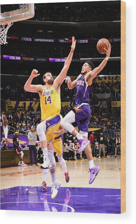 Devin Booker Wood Print featuring the photograph Devin Booker #1 by Adam Pantozzi