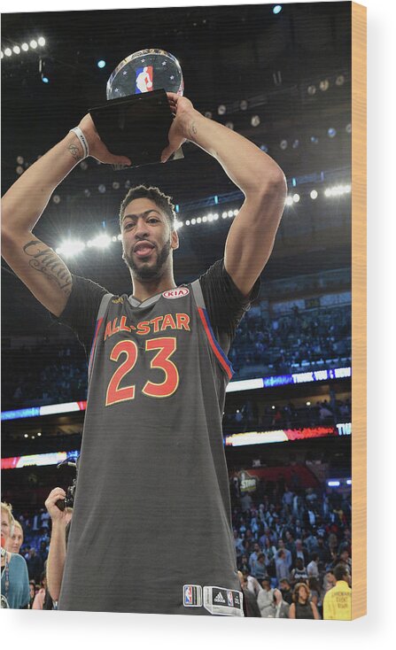 Anthony Davis Wood Print featuring the photograph Anthony Davis by Andrew D. Bernstein