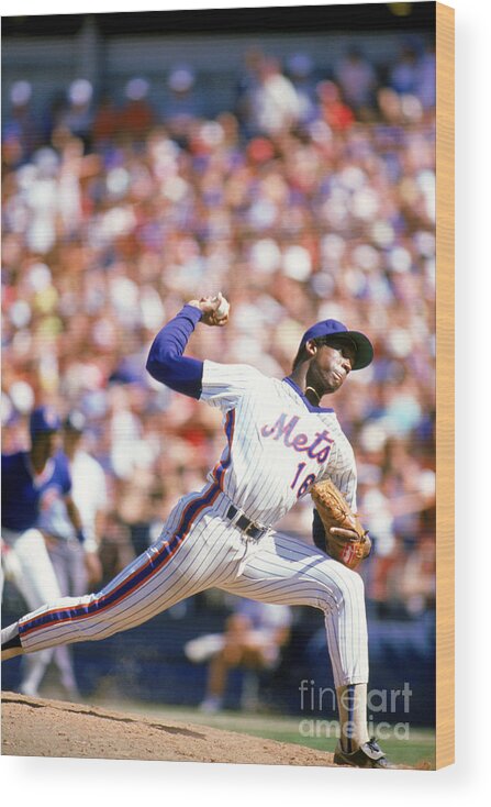 Dwight Gooden Wood Print featuring the photograph Dwight Gooden by Rich Pilling