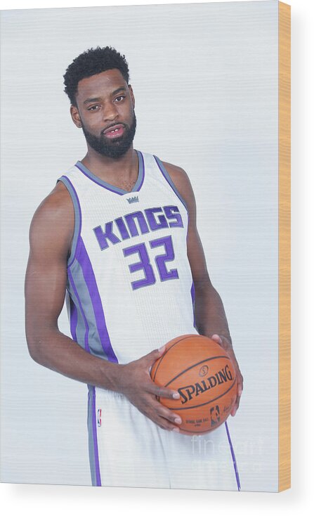 Tyreke Evans Wood Print featuring the photograph Tyreke Evans #3 by Rocky Widner