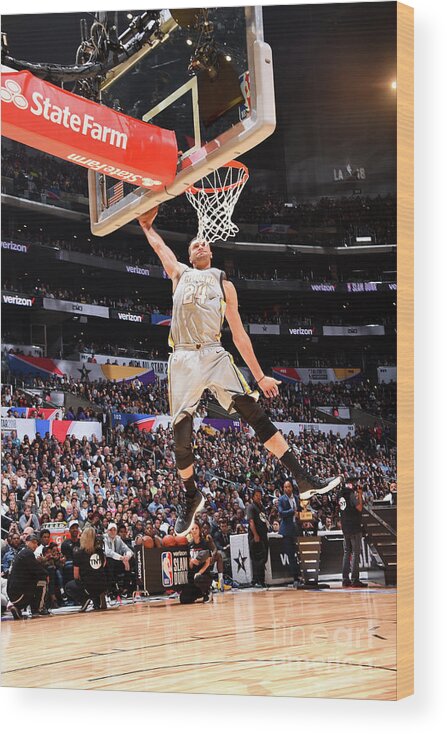 Larry Nance Jr Wood Print featuring the photograph Larry Nance by Andrew D. Bernstein
