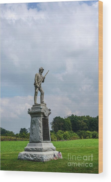Antietam National Battlefield Wood Print featuring the photograph Antietam National Battlefield Statue by Thomas R Fletcher