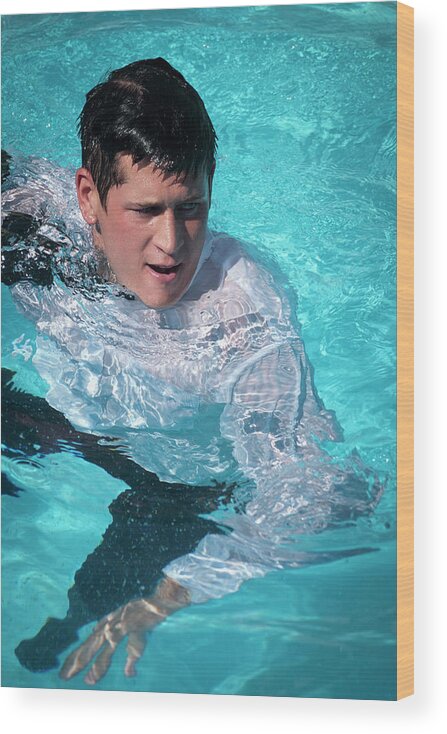 Dv8ca Wood Print featuring the photograph Caz in the pool, suited by Jim Whitley