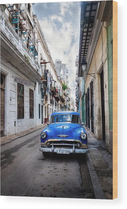 Havana Wood Print featuring the photograph Havana Vintage by Kathryn McBride