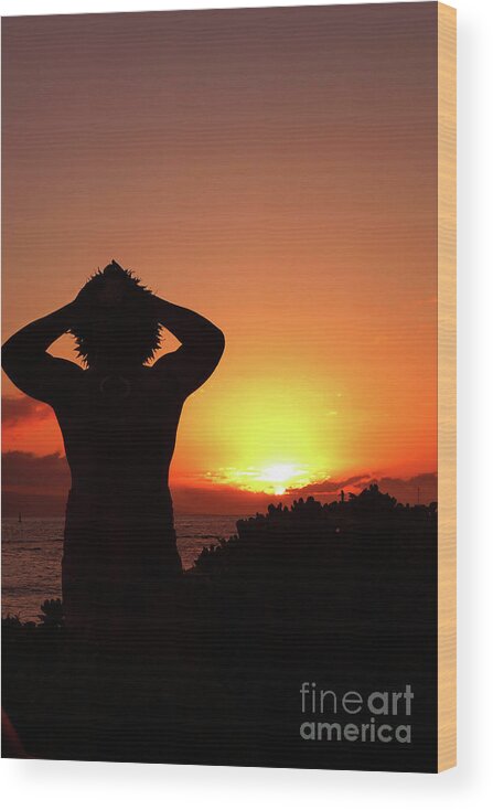 Photography Wood Print featuring the photograph Lahaina Sunset 007 by Stephanie Gambini