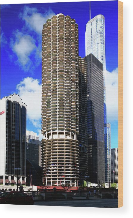Architecture Wood Print featuring the photograph Marina City Corncob Tower by Patrick Malon