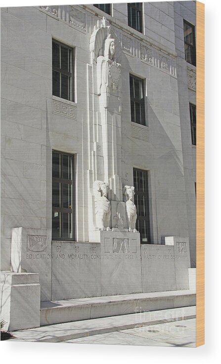 Ohio Supreme Court Wood Print featuring the photograph Ohio Supreme Court Statue 0890 by Jack Schultz