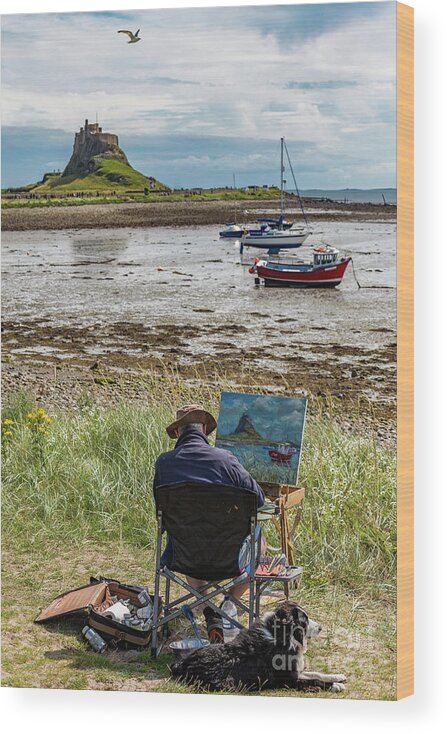 England Wood Print featuring the photograph Painting The View, Lindisfarne by Tom Holmes Photography