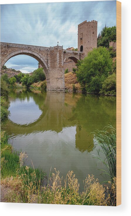 Toledo Wood Print featuring the photograph Puente de Alcantara in Toledo by W Chris Fooshee