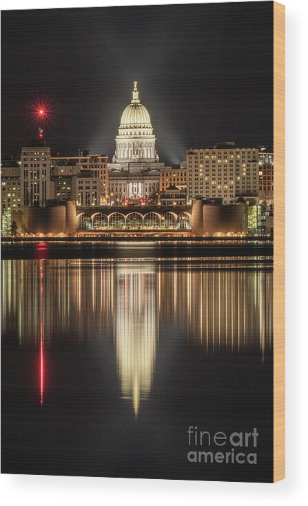 Wisconsin Wood Print featuring the photograph Serene Cityscape by Amfmgirl Photography