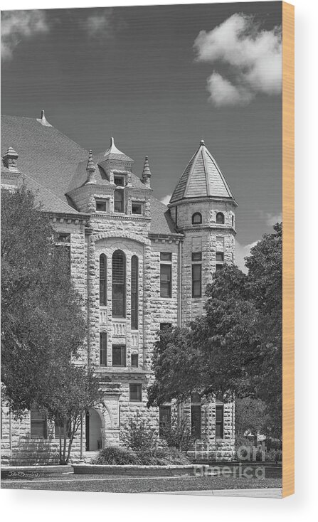 Southwestern University Wood Print featuring the photograph Southwestern University Cullen Building by University Icons