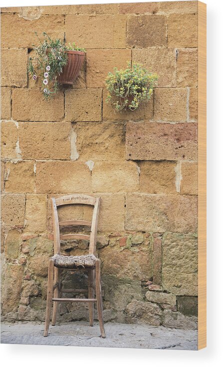 Italy Wood Print featuring the photograph The Pilgrims Chair, Tuscany,Italy by Sarah Howard
