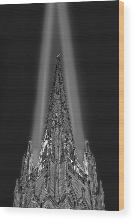 Architecture Style Wood Print featuring the photograph Trinity Church 911 NYC BW by Susan Candelario
