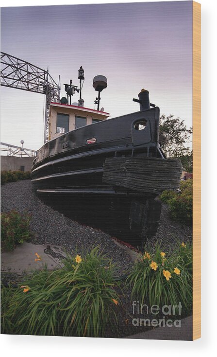 Tugboat Wood Print featuring the photograph Tugboat and Aerial Lift Bridge in Background Duluth Minnesota by Nikki Vig