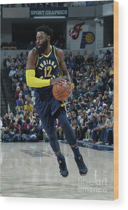 Nba Pro Basketball Wood Print featuring the photograph Tyreke Evans by Ron Hoskins