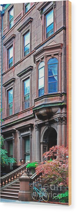 New York Wood Print featuring the photograph Brooklyn Heights - NYC - Classic Building and Bike by Carlos Alkmin