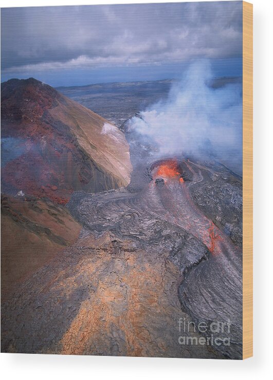 Nature Wood Print featuring the photograph Kilauea Volcano, Hawaii #1 by Douglas Peebles