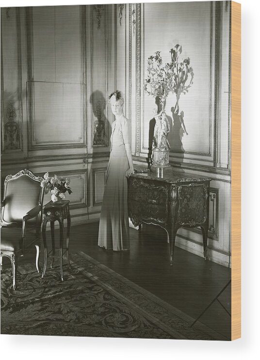 Socialite Wood Print featuring the photograph Mrs. Jacques Vanderbilt In An Ornate Room #1 by Horst P. Horst