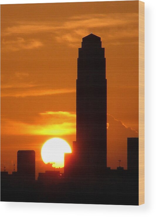 Houston Wood Print featuring the photograph Williams Tower Sunset #1 by Dwight Theall