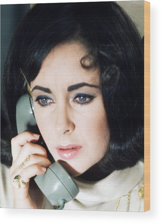 Elizabeth Taylor Wood Print featuring the photograph Elizabeth Taylor #105 by Silver Screen