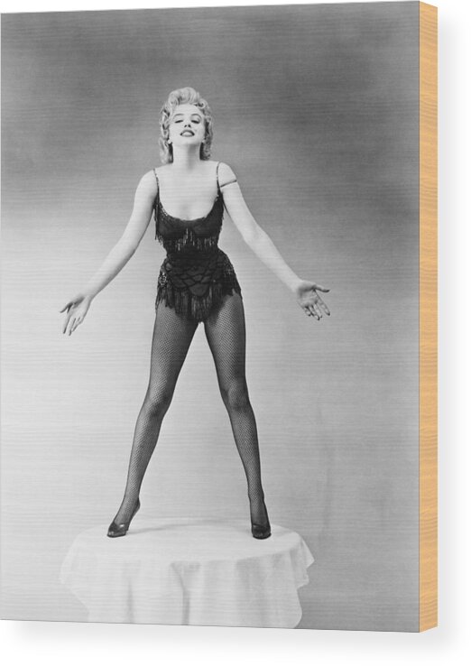 20th Century Wood Print featuring the photograph Marilyn Monroe (1926-1962) #25 by Granger