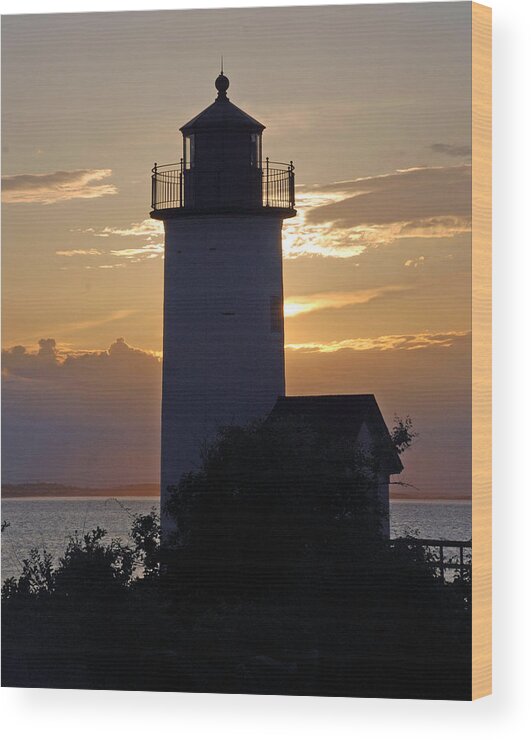 Annisquam Wood Print featuring the photograph Annisquam Lighthouse Sunset by Richard Bryce and Family