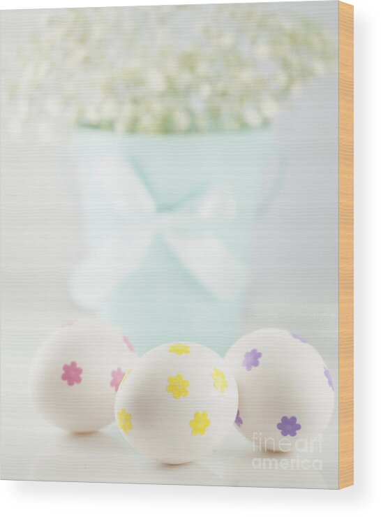 Baby's Breath Wood Print featuring the photograph Easter Eggs by Juli Scalzi