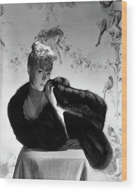 Accessories Wood Print featuring the photograph Helen Bennett Wearing A Cape Stole by Horst P. Horst