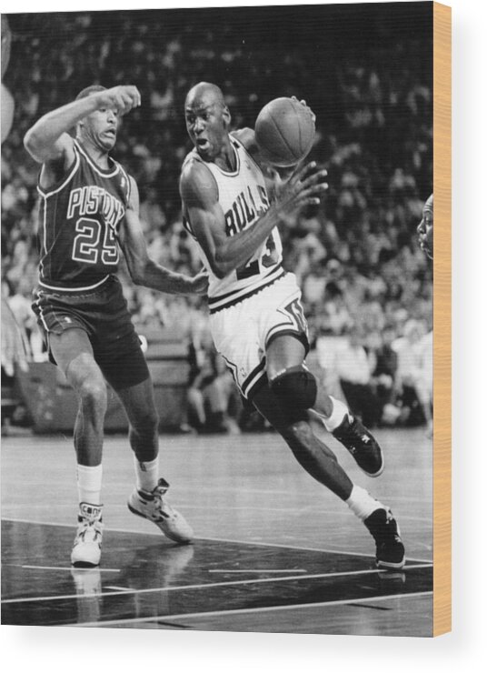 Michael Jordan Driving To The Basket Wood Print by Retro Images Archive -  Pixels Merch