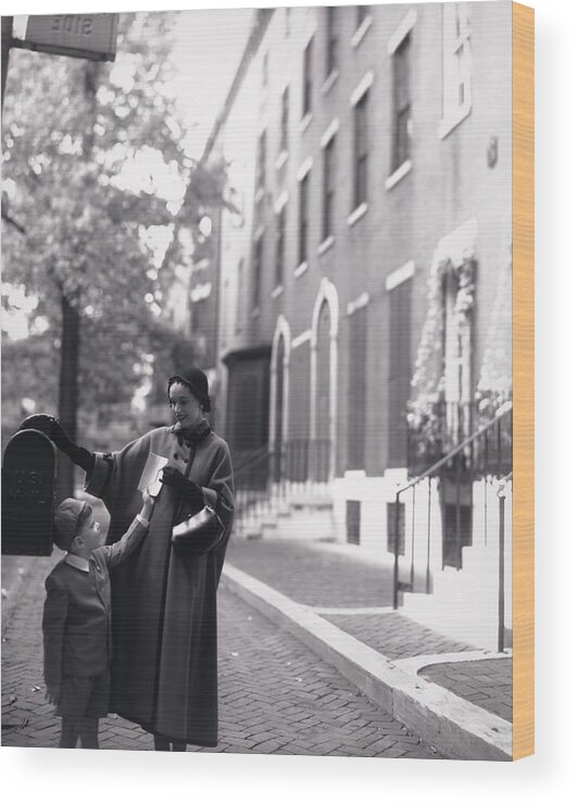 Philadelphia Wood Print featuring the photograph Mother And Son By A Mailbox by Horst P. Horst