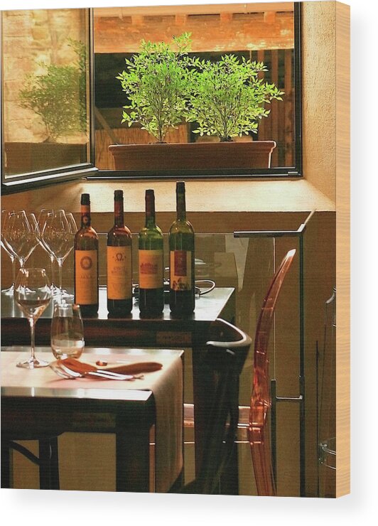 Europe Wood Print featuring the photograph L'Assedio Ristorante by Vicki Hone Smith