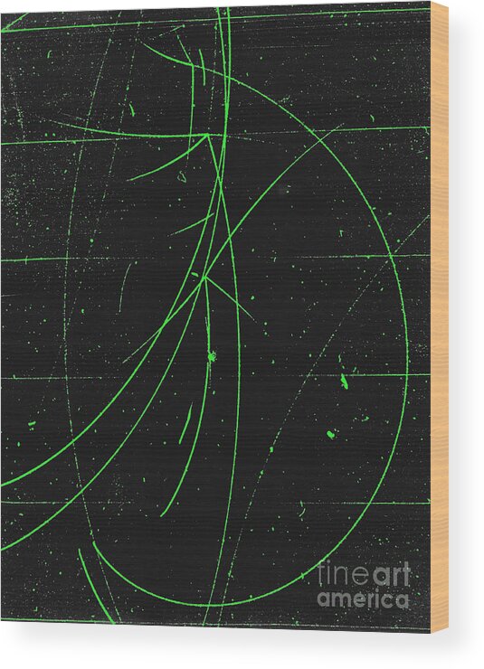 History Wood Print featuring the photograph Particle Tracks In Cloud Chamber by Omikron