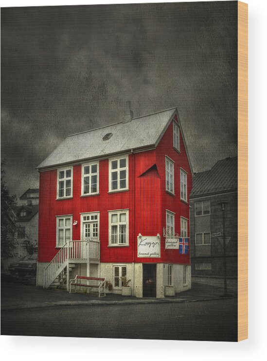 Reykjavik Wood Print featuring the photograph Shine On Me by Evelina Kremsdorf