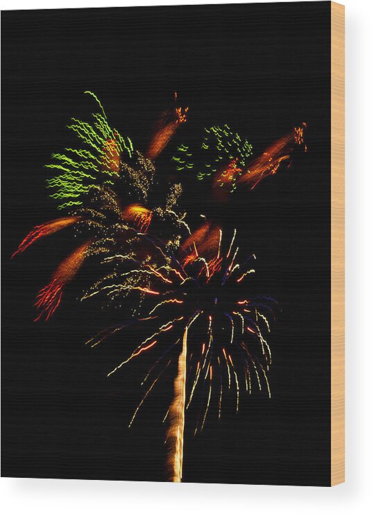 Fireworks Wood Print featuring the photograph 4th of July by Bill Barber